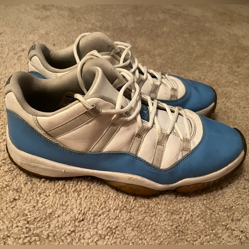Men’s Jordan 11 Low Shoes